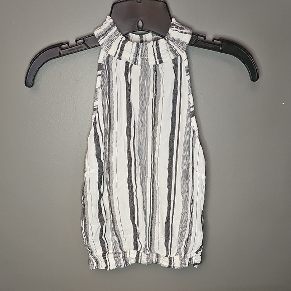Angie Tops - Angie Black and White Patterned Top